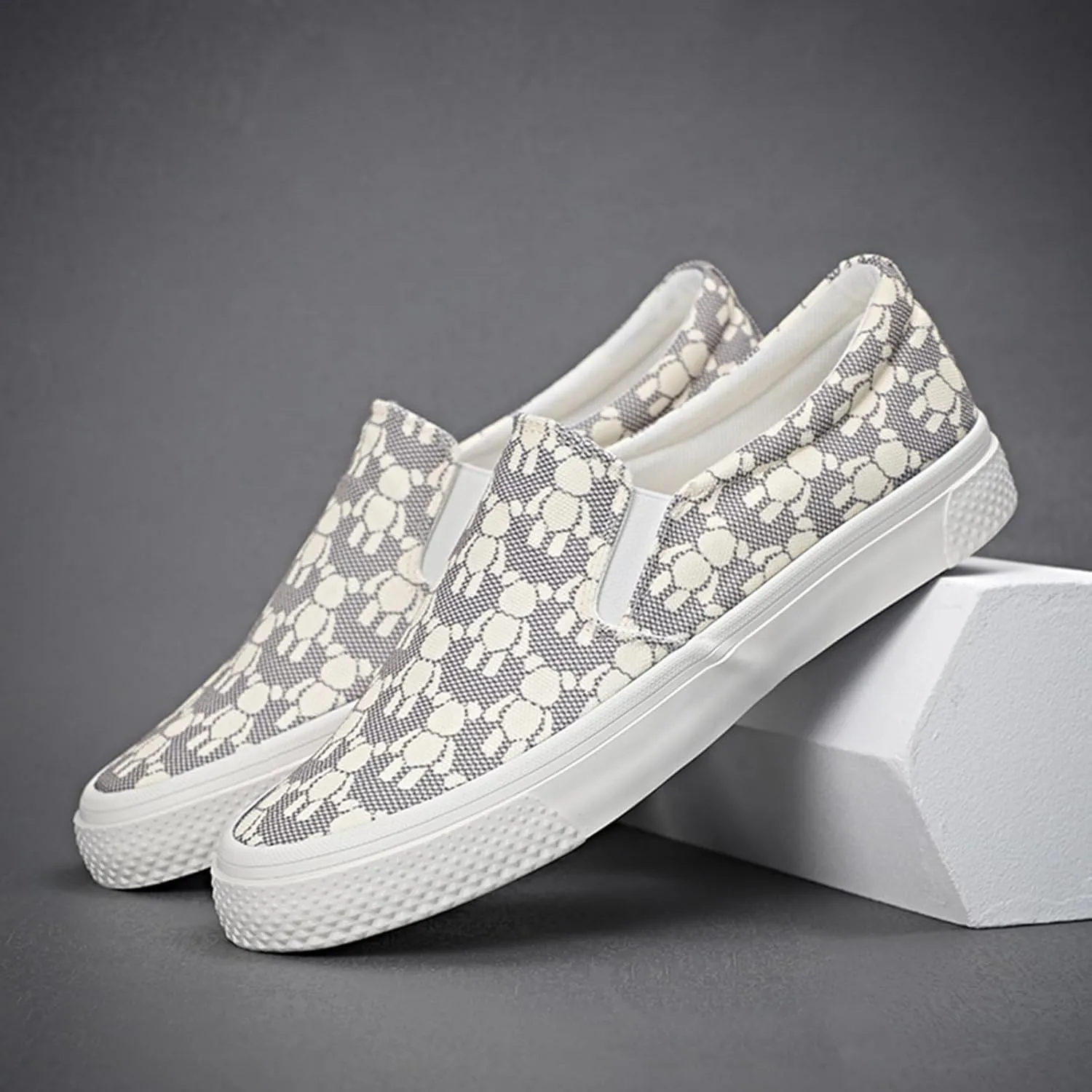 YIBLBOX Canvas Low Top Shoes Skate Shoes Fashion Sneakers for Men Comfortable Walking Casual Shoes